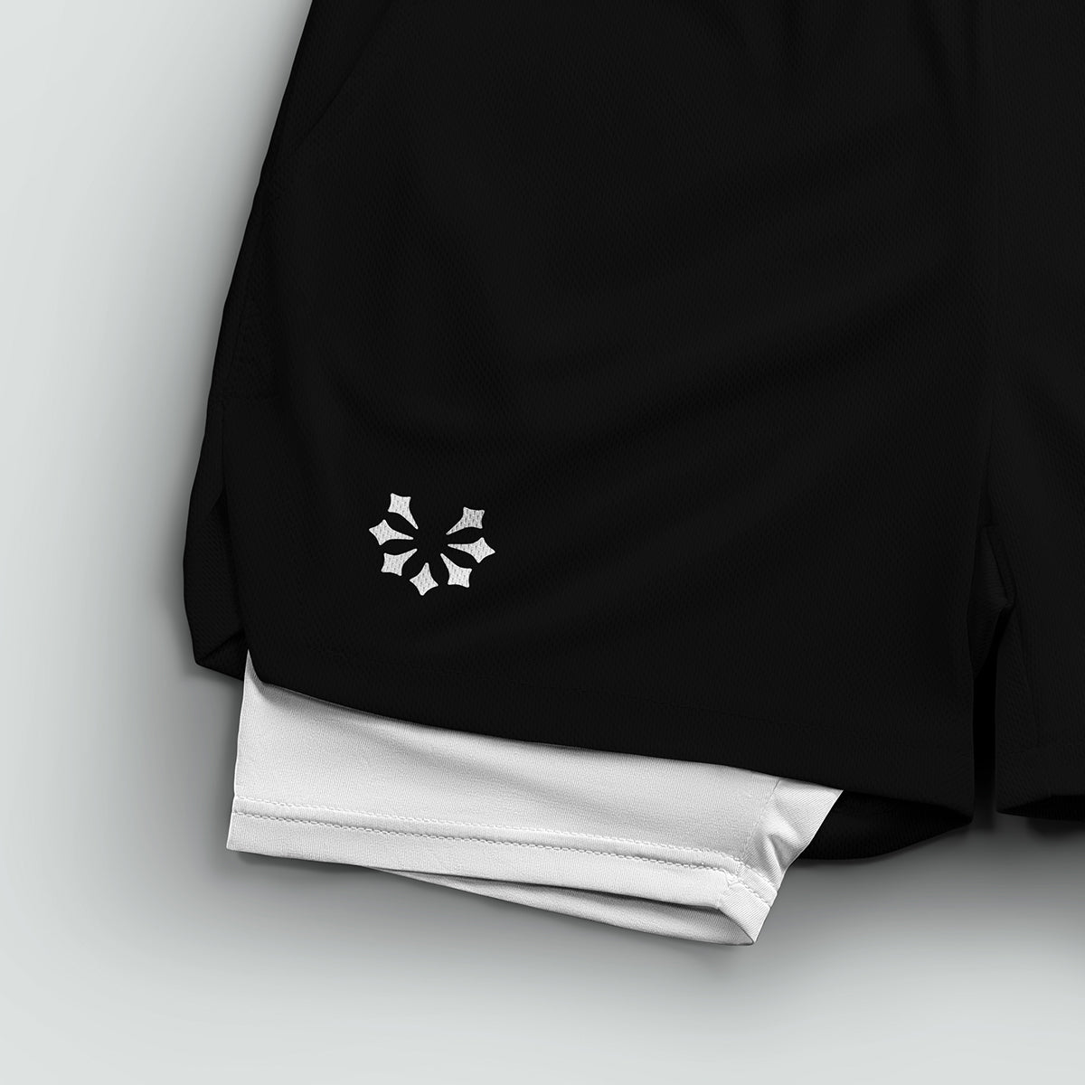UDN ESSENTIAL SHORTS