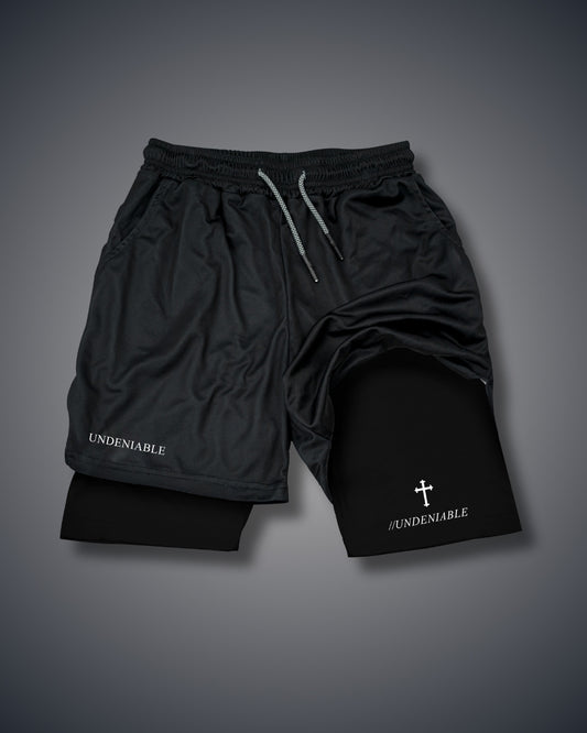 Unbestreitbare minimalistische Cross-Performance-Shorts
